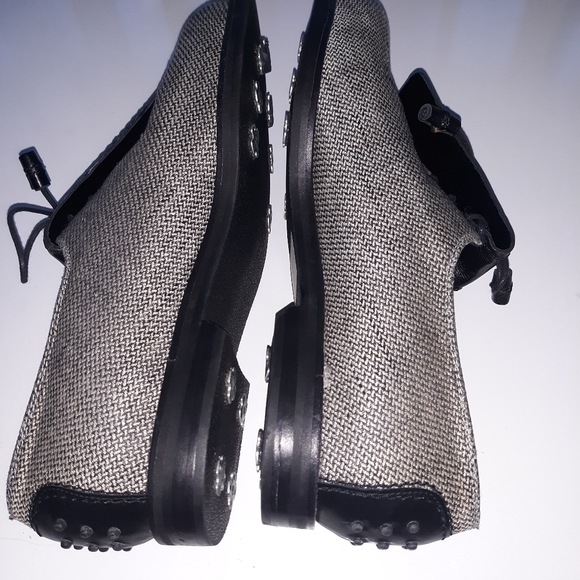 Stuart Weitzman Leather Golf Shoe Size 20 Missing Stud/ Broken on Sole Size 10 - Picture 6 of 8